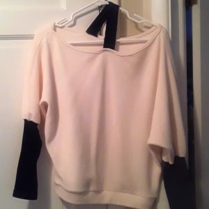 SALE.    NWOT Ladies Casual Top.  WAS 17.00 NOW 14.00